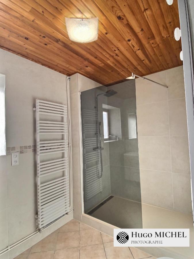 Вилла Les Volets Bleus La Chapelle-aux-Bois Экстерьер фото